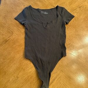 Aerie Bodysuit XS TP Washout Grey Black Color